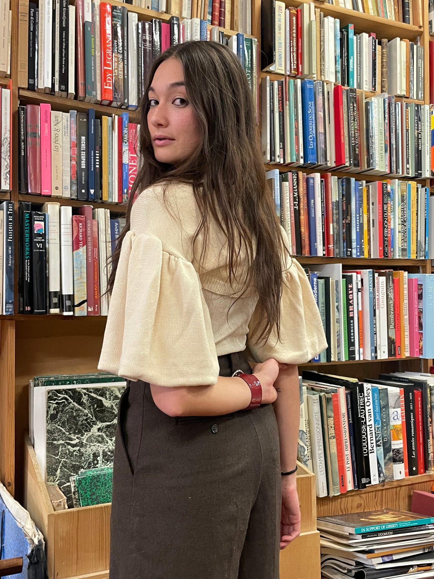 Cream Bolero