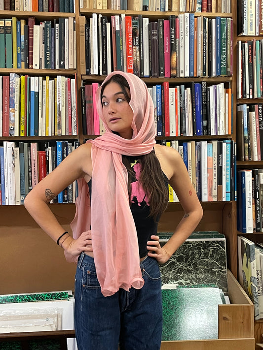 Light scarf